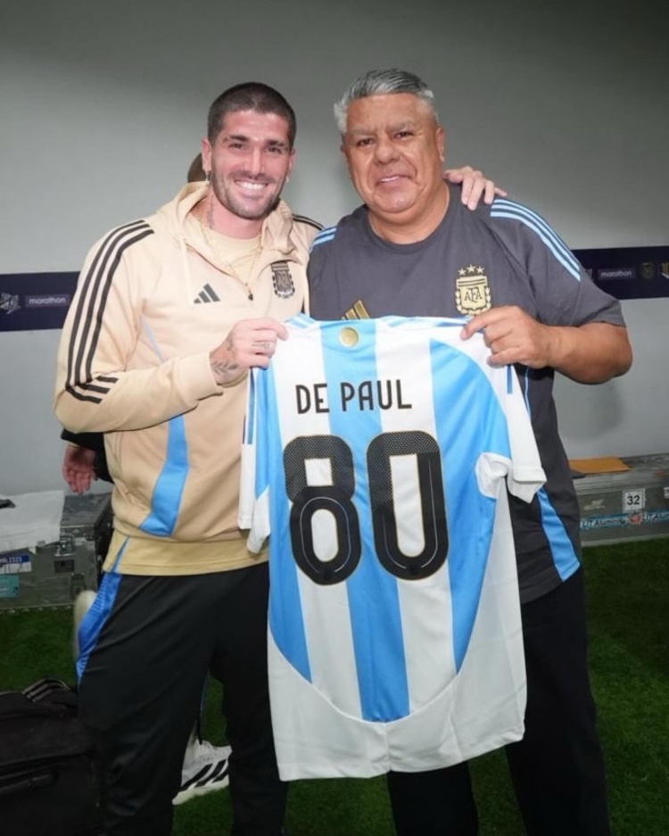 华体会hth-德保罗阿根廷队80场里程碑获誉,四冠功勋荣膺纪念战袍