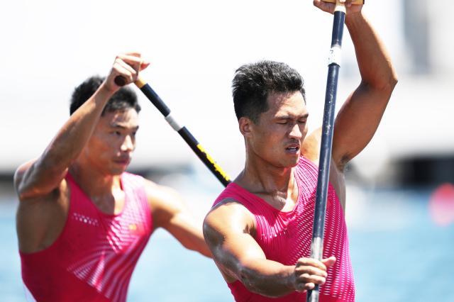 hth-郑鹏飞因爱坚持 中国皮划艇13年后重登奥运领奖台